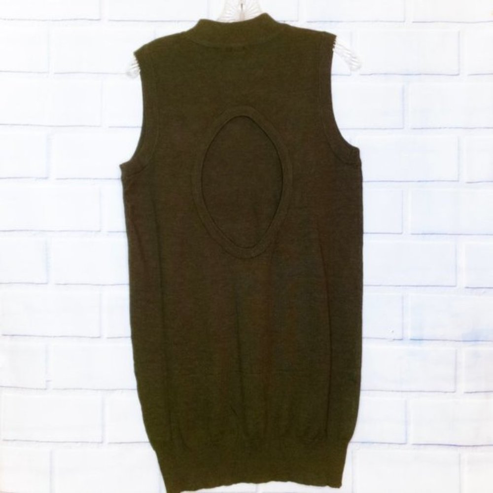 NWT》Keyhole Back•Army Green•Pullover Sweater Vest